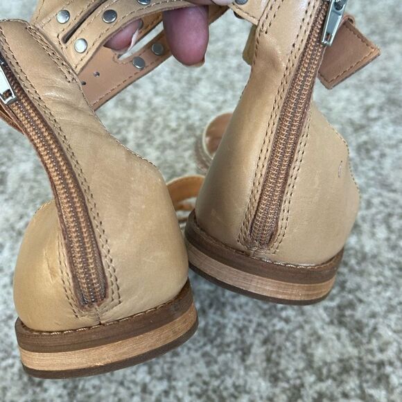 Frye & Co Mixed Strap Evie Sandals 11 - Picture 3 of 6